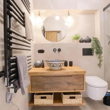 Strumpfburg By Alpenglueck * Kramsach